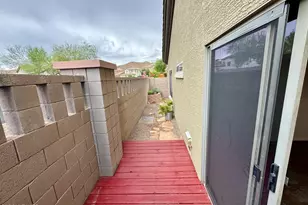3921 E Sophie Ln, Phoenix, AZ 85042 - Photo 32