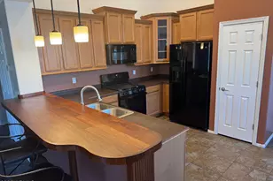 3921 E Sophie Ln, Phoenix, AZ 85042 - Photo 12