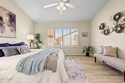 6893 S Lake Forest Court, Chandler, AZ 85249 - Photo 8
