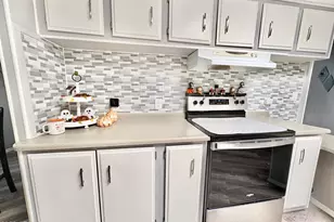 4065 E University Dr, Mesa, AZ 85205 - Photo 8
