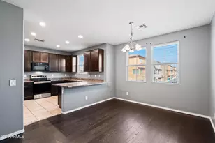 7805 W Palm Ln, Phoenix, AZ 85035 - Photo 10