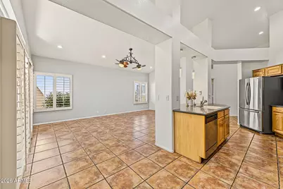 19812 N 91st Lane, Peoria, AZ 85382 - Photo 8