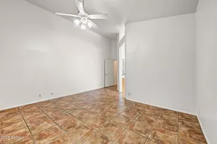 19812 N 91st Ln, Peoria, AZ 85382 - Photo 14