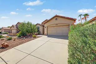 19812 N 91st Ln, Peoria, AZ 85382 - Photo 2