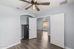 6683 N 84th Dr, Glendale, AZ 85305 - Photo 14