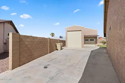 6683 N 84th Drive, Glendale, AZ 85305 - Photo 8