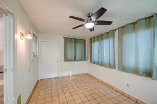 9909 W Newport Dr, Sun City, AZ 85351 - Photo 10