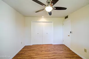 9909 W Newport Dr, Sun City, AZ 85351 - Photo 8