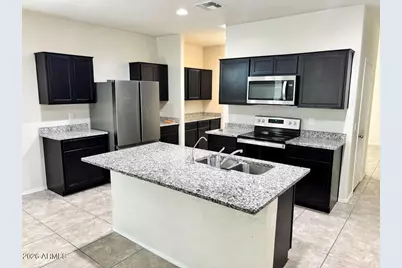 1043 W Avalon Canyon Drive, Casa Grande, AZ 85122 - Photo 2