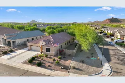 13422 W Desert Moon Way, Peoria, AZ 85383 - Photo 4
