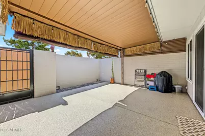 9907 W Hawthorn Drive, Sun City, AZ 85351 - Photo 24