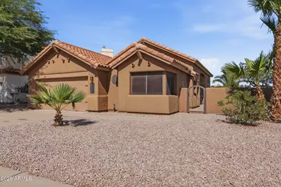 3538 E South Fork Drive, Phoenix, AZ 85044 - Photo 2