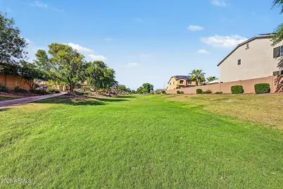 11835 W Daley Court, Sun City, AZ 85373 - Photo 36