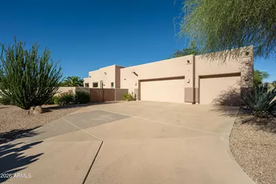 11266 E Whitethorn Drive, Scottsdale, AZ 85262 - Photo 34