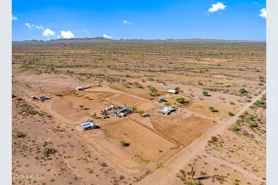 33639 W Carefree Highway, Wickenburg, AZ 85390 - Photo 58