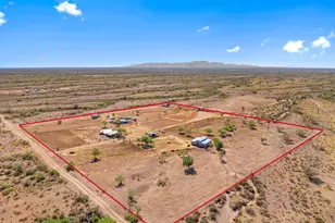 33639 W Carefree Hwy, Wickenburg, AZ 85390 - Photo 8
