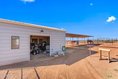 33639 W Carefree Highway, Wickenburg, AZ 85390 - Photo 44