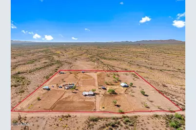 33639 W Carefree Highway, Wickenburg, AZ 85390 - Photo 4