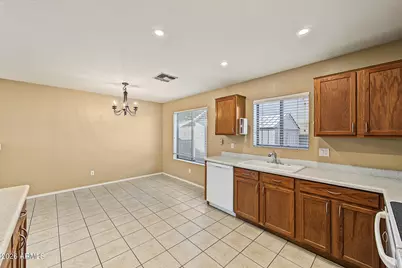 22462 N 107th Drive, Sun City, AZ 85373 - Photo 14