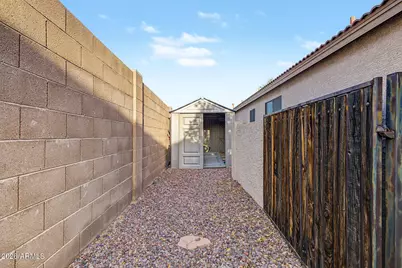 22462 N 107th Drive, Sun City, AZ 85373 - Photo 34