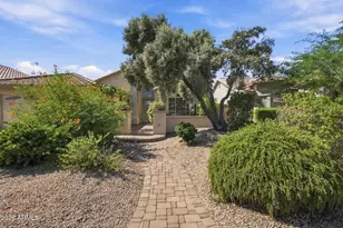 18234 N 85th Dr, Peoria, AZ 85382 - Photo 2