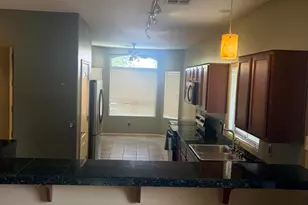 2237 W Carolina Dr, Phoenix, AZ 85023 - Photo 6