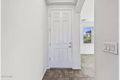 3275 E Sports Drive, Gilbert, AZ 85298 - Photo 4