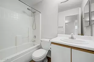 8564 W Mission Ln, Peoria, AZ 85345 - Photo 20