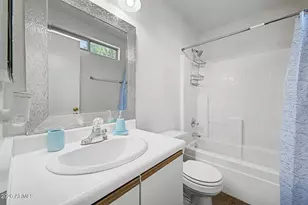 8564 W Mission Ln, Peoria, AZ 85345 - Photo 16