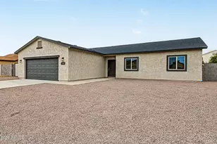 11923 W Cabrillo Dr, Arizona City, AZ 85123 - Photo 6
