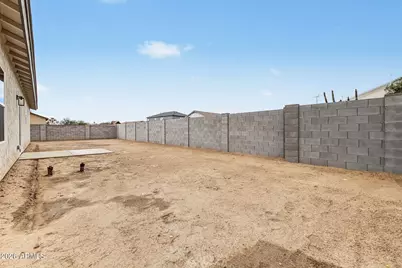 11923 W Cabrillo Drive, Arizona City, AZ 85123 - Photo 32