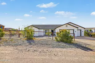 28344 N Blue Bird Rd, San Tan Valley, AZ 85144 - Photo 2