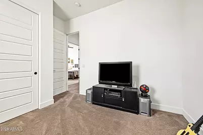 28344 N Blue Bird Road, San Tan Valley, AZ 85144 - Photo 32
