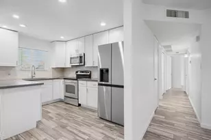 9221 N 37th Ave, Phoenix, AZ 85051 - Photo 6