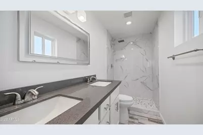 9221 N 37th Avenue, Phoenix, AZ 85051 - Photo 8