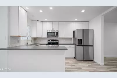 9221 N 37th Avenue, Phoenix, AZ 85051 - Photo 4