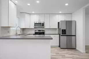 9221 N 37th Ave, Phoenix, AZ 85051 - Photo 4