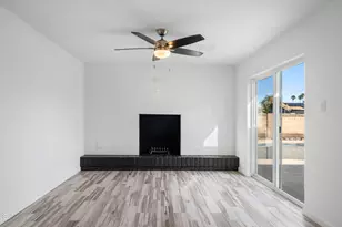9221 N 37th Ave, Phoenix, AZ 85051 - Photo 12