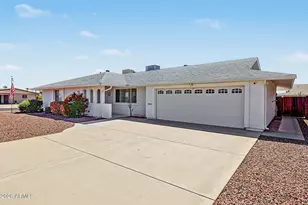 10319 W Cumberland Dr, Sun City, AZ 85351 - Photo 2