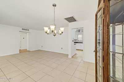 10319 W Cumberland Drive, Sun City, AZ 85351 - Photo 6