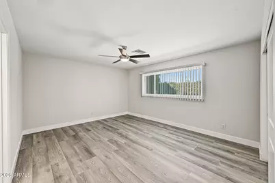8714 E Clarendon Avenue, Scottsdale, AZ 85251 - Photo 16