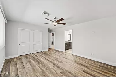 8714 E Clarendon Avenue, Scottsdale, AZ 85251 - Photo 18
