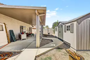 10710 E Wallflower Ln, Florence, AZ 85132 - Photo 18