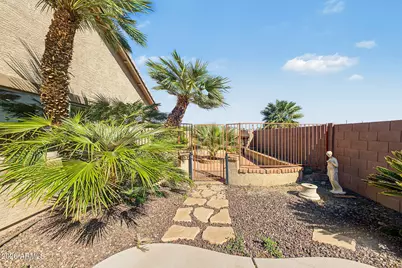 8109 W Nicolet Avenue, Glendale, AZ 85303 - Photo 28