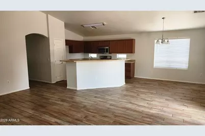 11229 W Chase Drive, Avondale, AZ 85323 - Photo 6