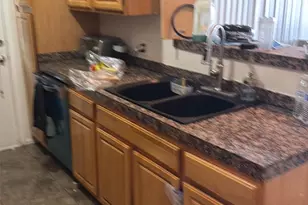 2929 W Yorkshire Dr, Phoenix, AZ 85027 - Photo 2