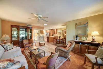 14233 N Tumblebrook Way, Sun City, AZ 85351 - Photo 10