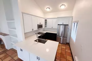 18654 N 45th Ave, Glendale, AZ 85308 - Photo 2