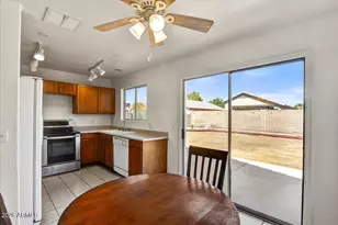 3226 W Abraham Ln, Phoenix, AZ 85027 - Photo 16