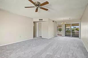 19837 N Concho Cir, Sun City, AZ 85373 - Photo 10